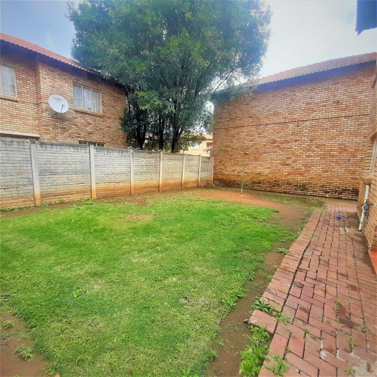 3 Bedroom Property for Sale in Waterval East North West